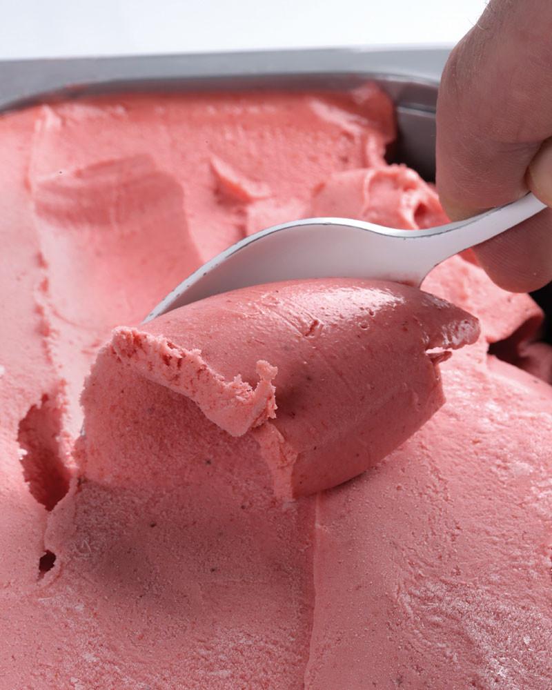 30 indispensable ice creams book