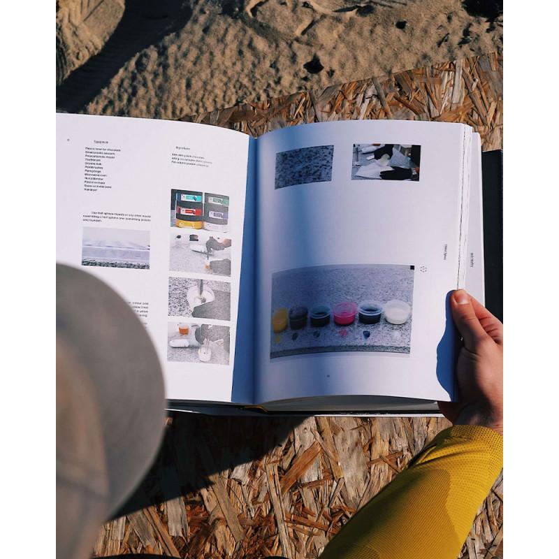 Pralinarium book by Andrey Dubovik. It is a handbook on praline design with augmented reality tutorials
